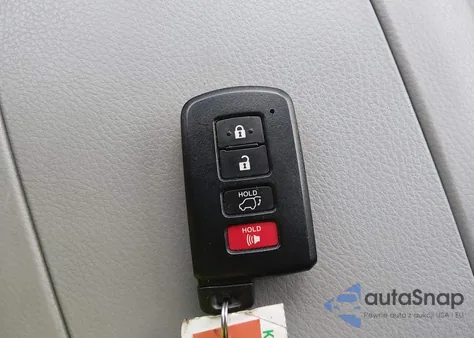 2018 Toyota Highlander Xle z USA, uszkodzony, nr VIN 5TDJZRFH9JS523771